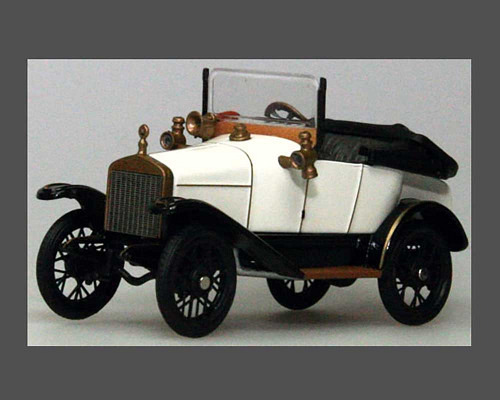 Fahrzeugmodell - Hinstin 1920 Massstab 1